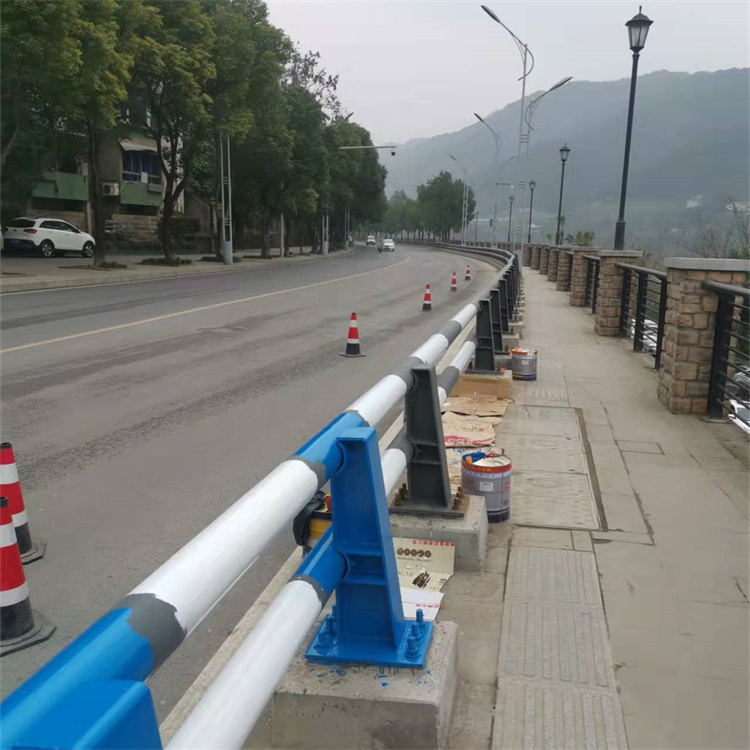 重庆防撞护栏